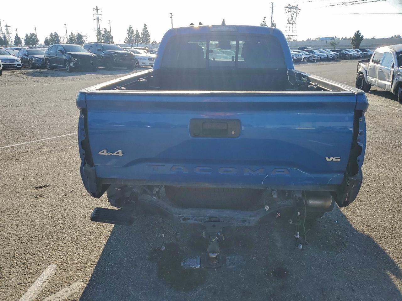 Toyota Tacoma Double Cab Image 10