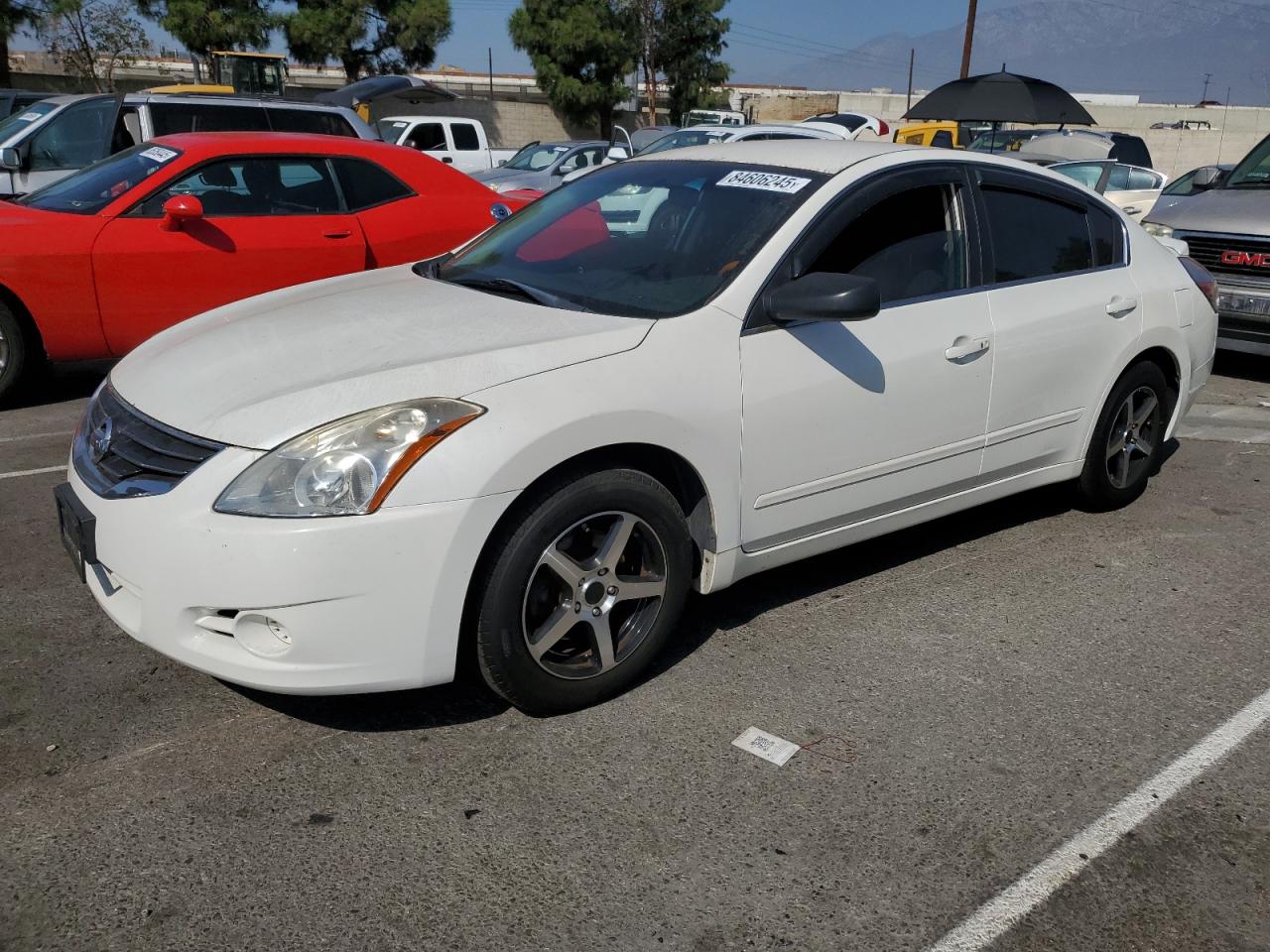 Nissan Altima Base Image 1