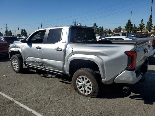 Toyota Tacoma Double Cab Image 4