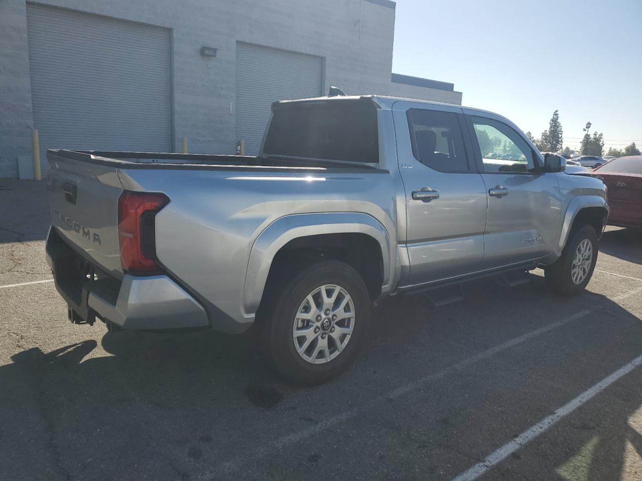 Toyota Tacoma Double Cab Image 2