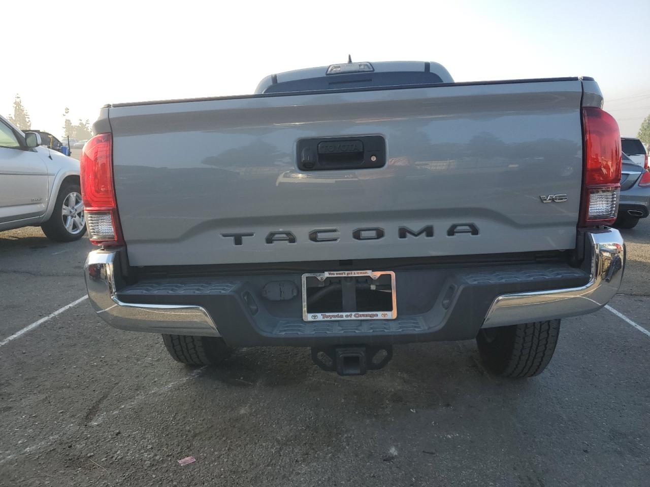 Toyota Tacoma Double Cab Image 5