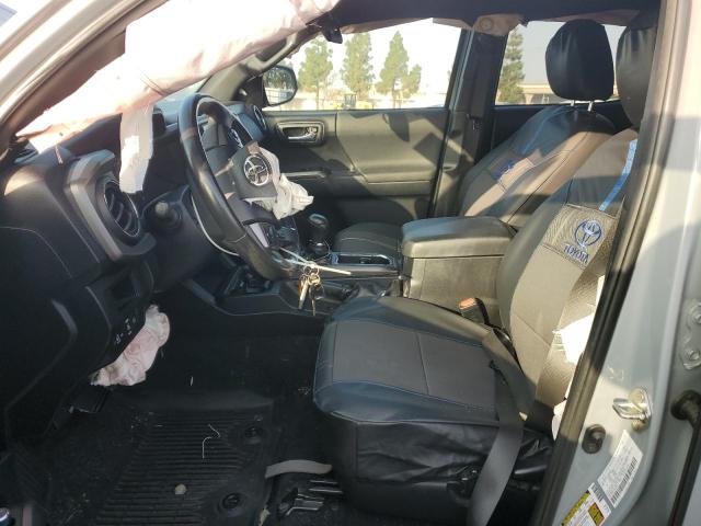 Toyota Tacoma Double Cab Image 8