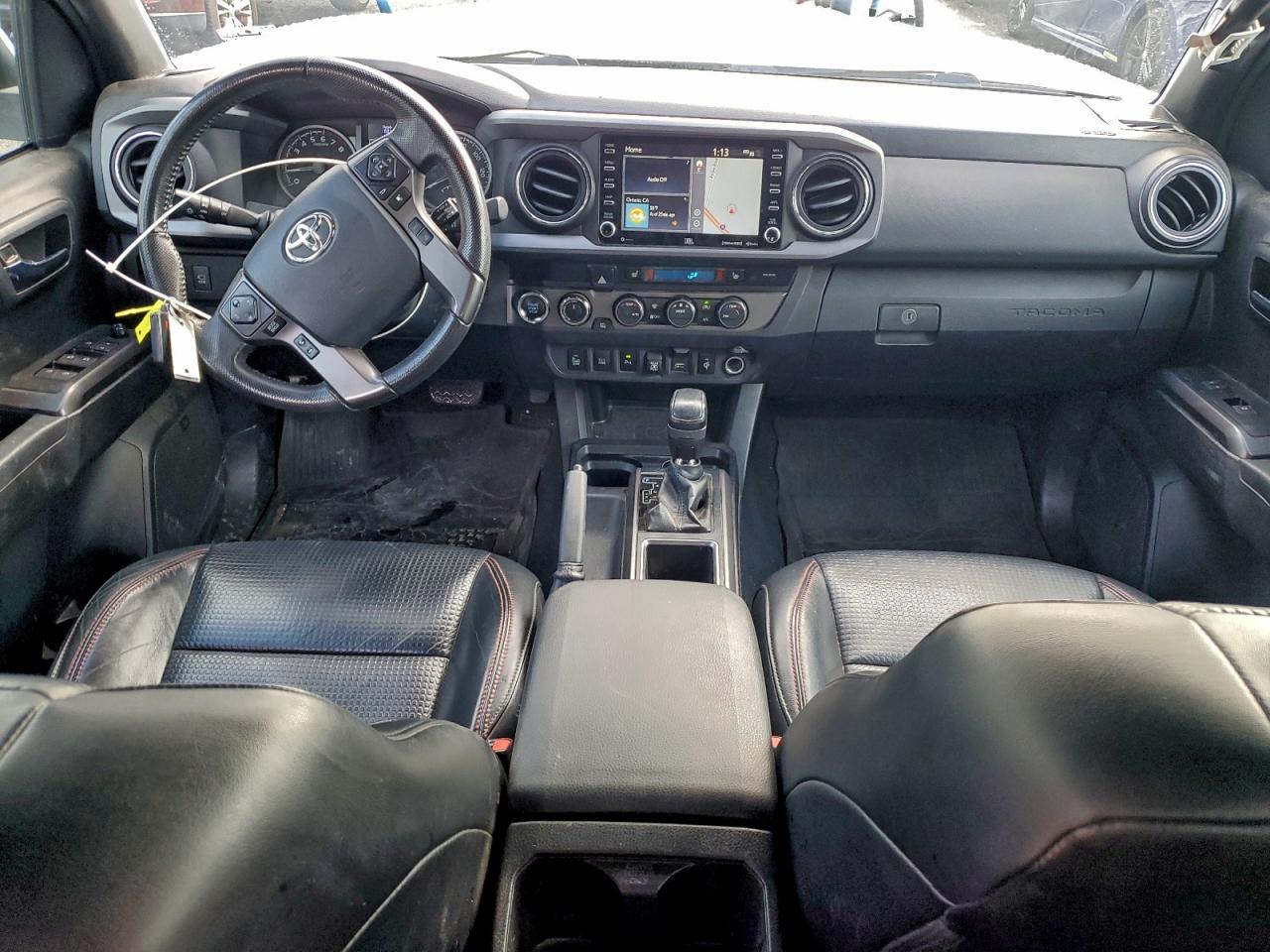 Toyota Tacoma Double Cab Image 11