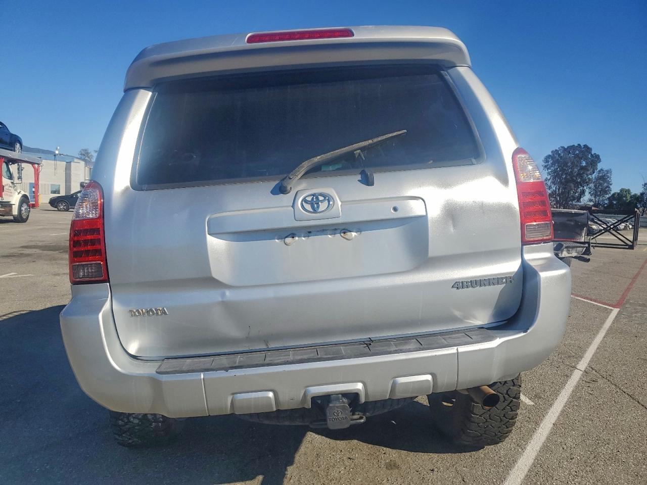 Toyota 4Runner Sr5 Image 5