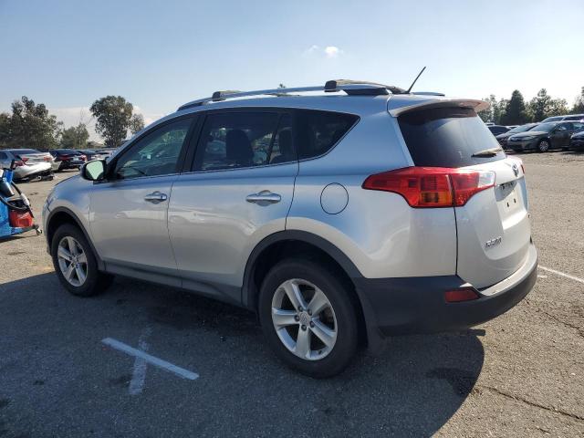 Toyota RAV4 Xle Image 6