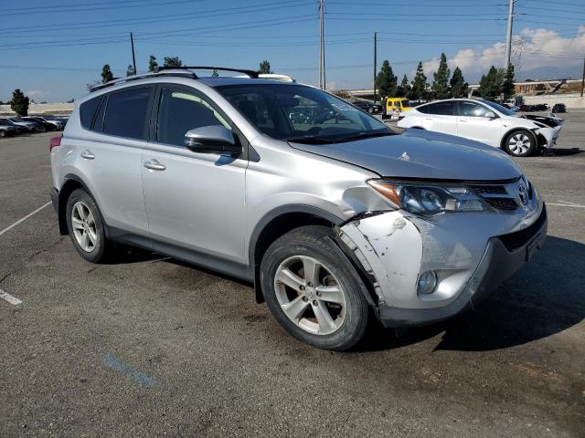 Toyota RAV4 Xle Image 3
