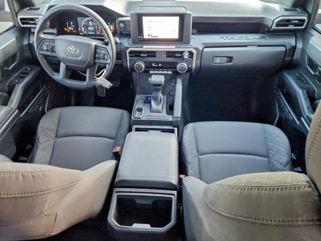 Toyota Tacoma Double Cab Image 4