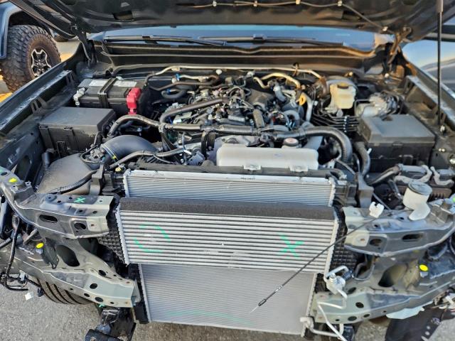 Toyota Tacoma Double Cab Image 9