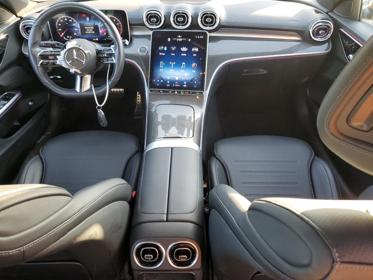 Mercedes-Benz C-Class 300 Image 5