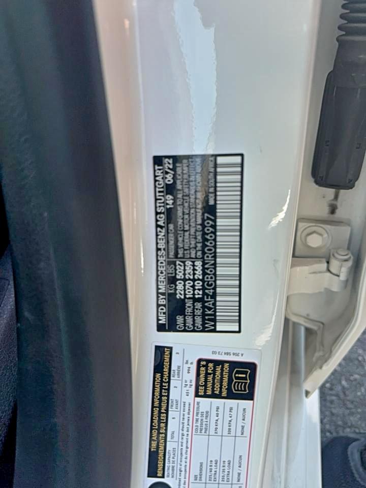 Mercedes-Benz C-Class 300 Image 12