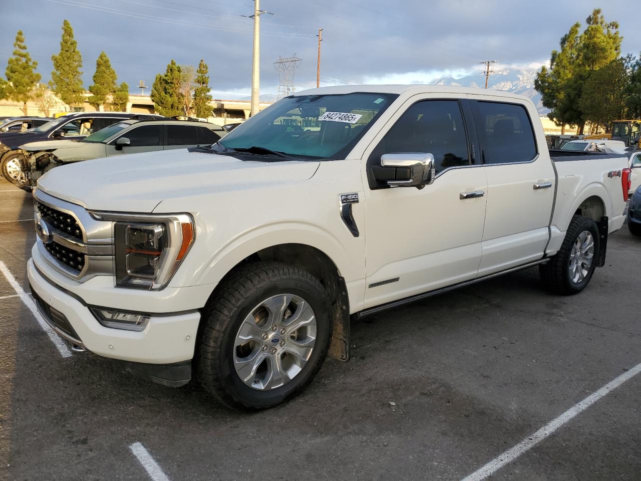 Ford F-150 Supercrew Image 1
