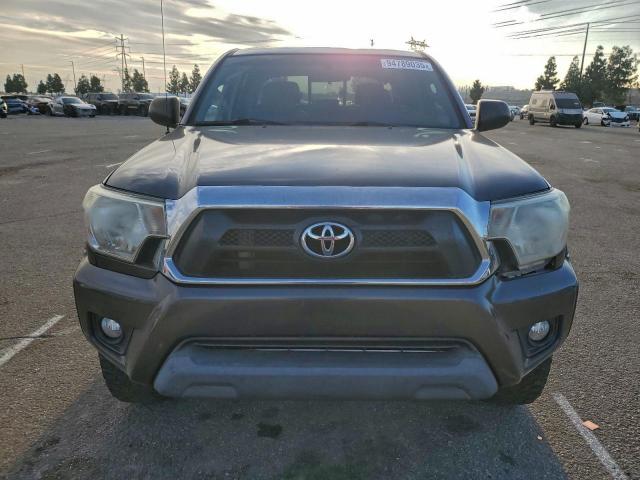 Toyota Tacoma Double Cab Prerunner Image 4