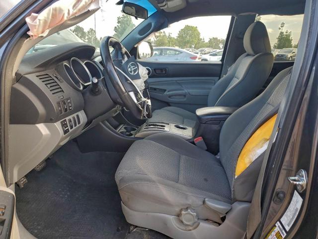 Toyota Tacoma Double Cab Prerunner Image 7