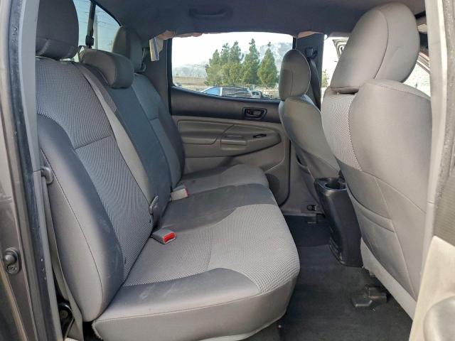 Toyota Tacoma Double Cab Prerunner Image 11