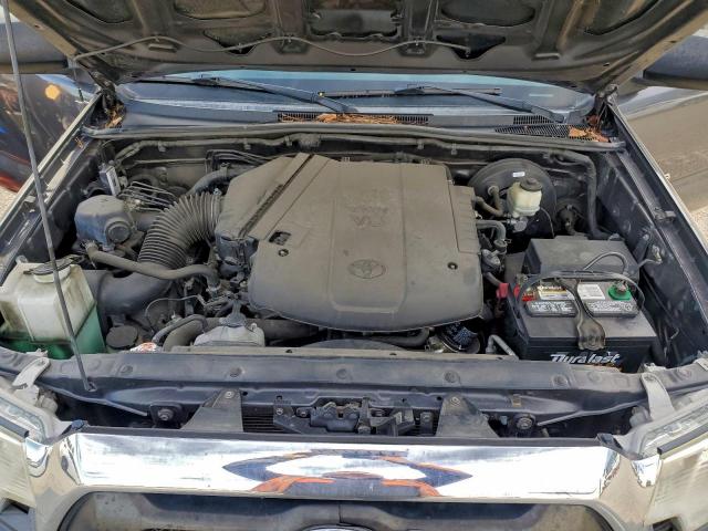 Toyota Tacoma Double Cab Prerunner Image 12