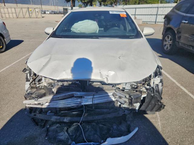 Toyota Corolla Se Image 5