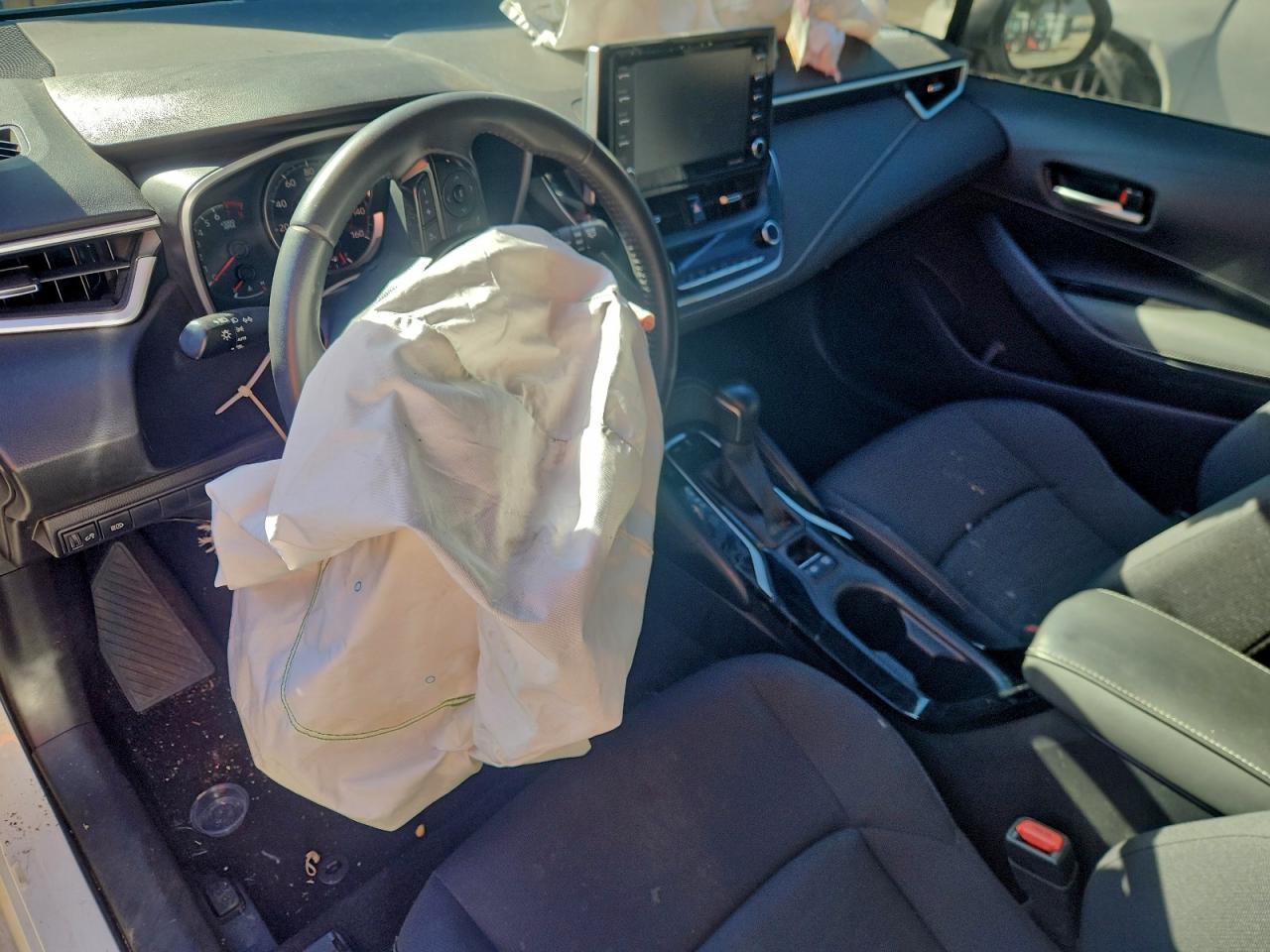 Toyota Corolla Se Image 6