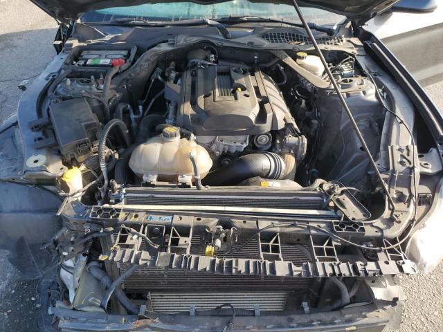 Ford Mustang Image 9