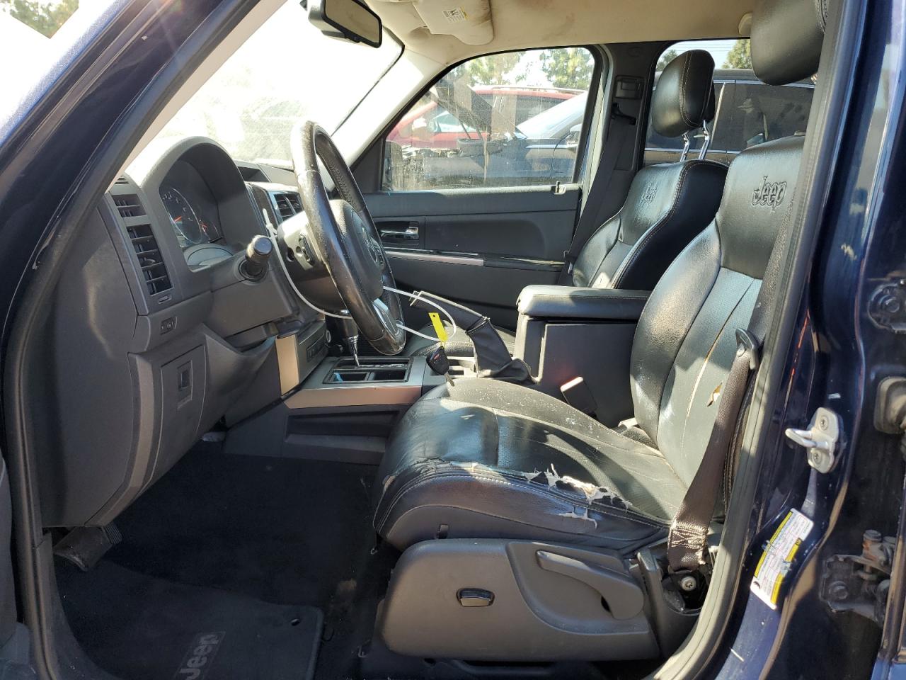 Jeep Liberty Limited Image 7