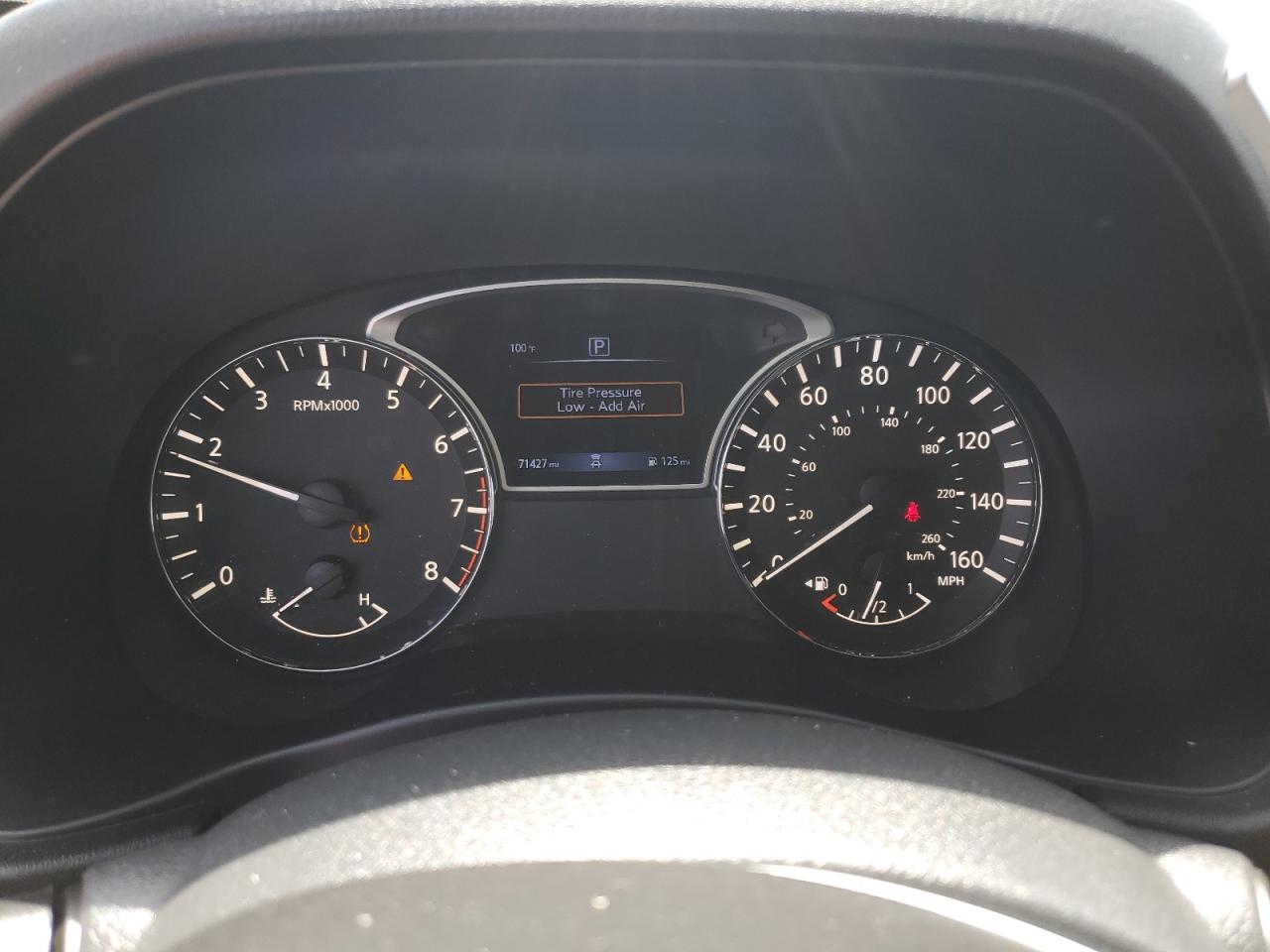 Nissan Pathfinder S Image 11