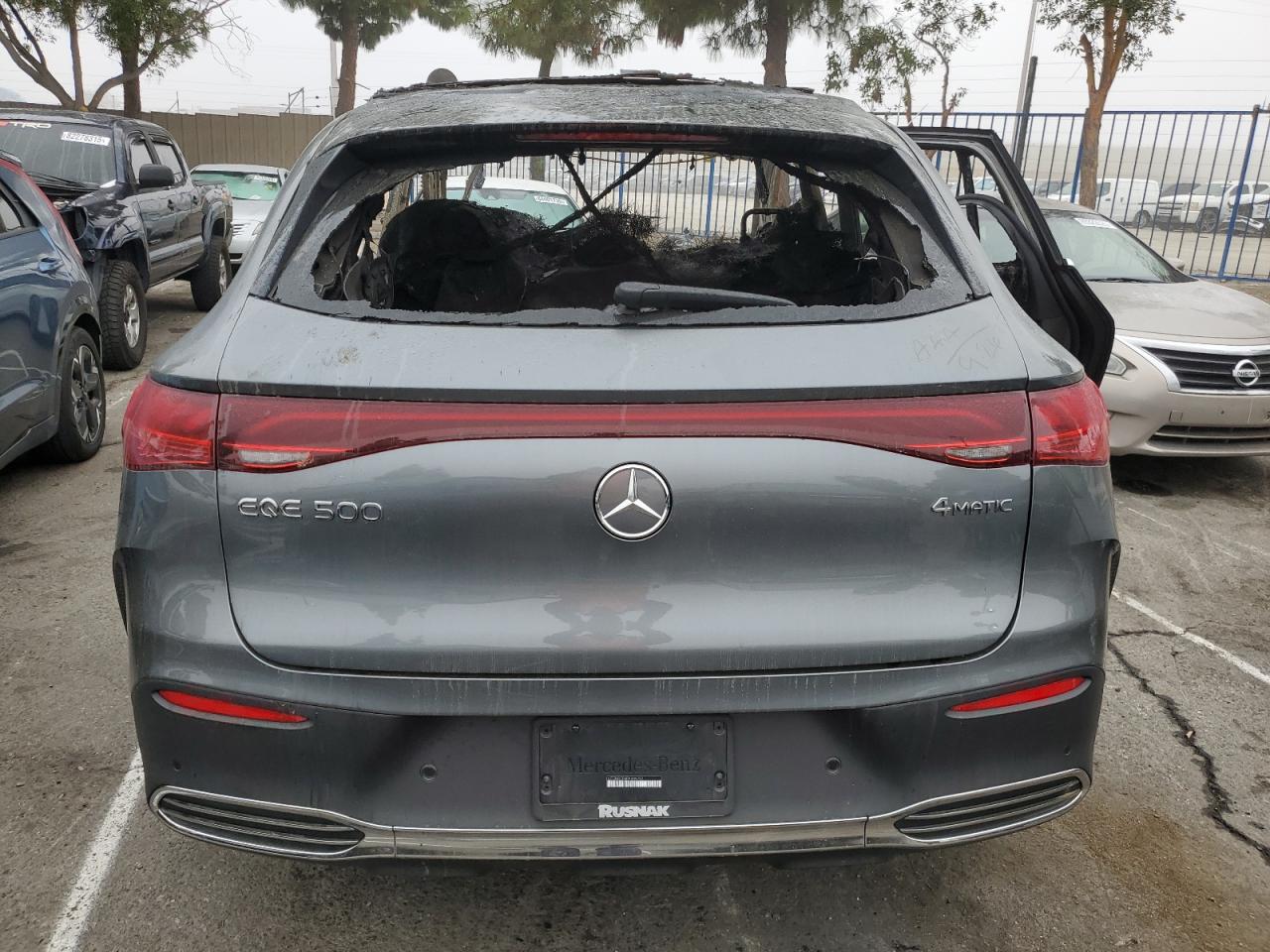 Mercedes-Benz EQE 500 4matic Image 9