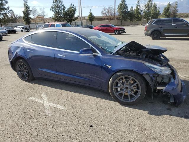 Tesla Model 3 Image 4