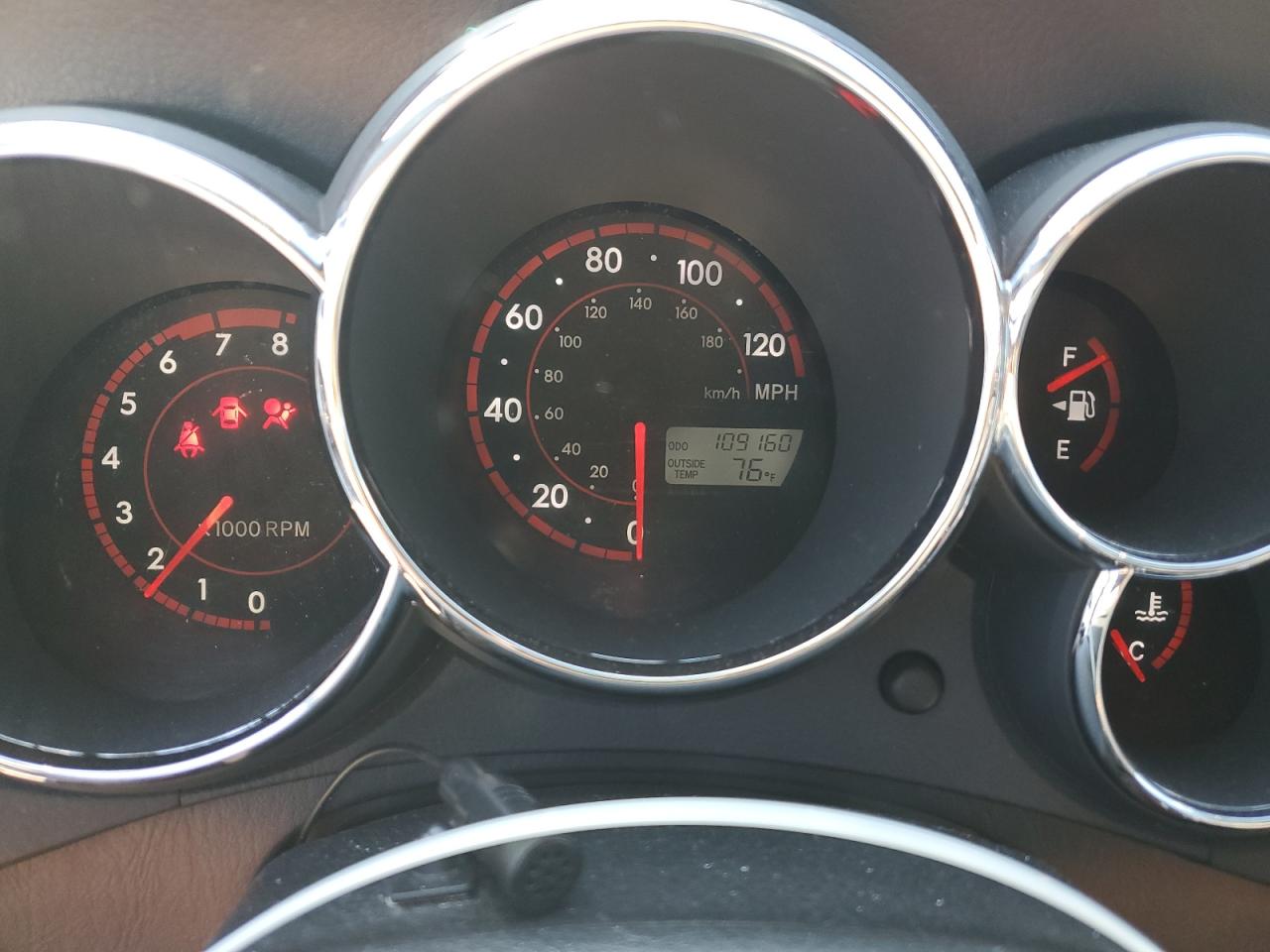 Toyota Corolla Base Image 6