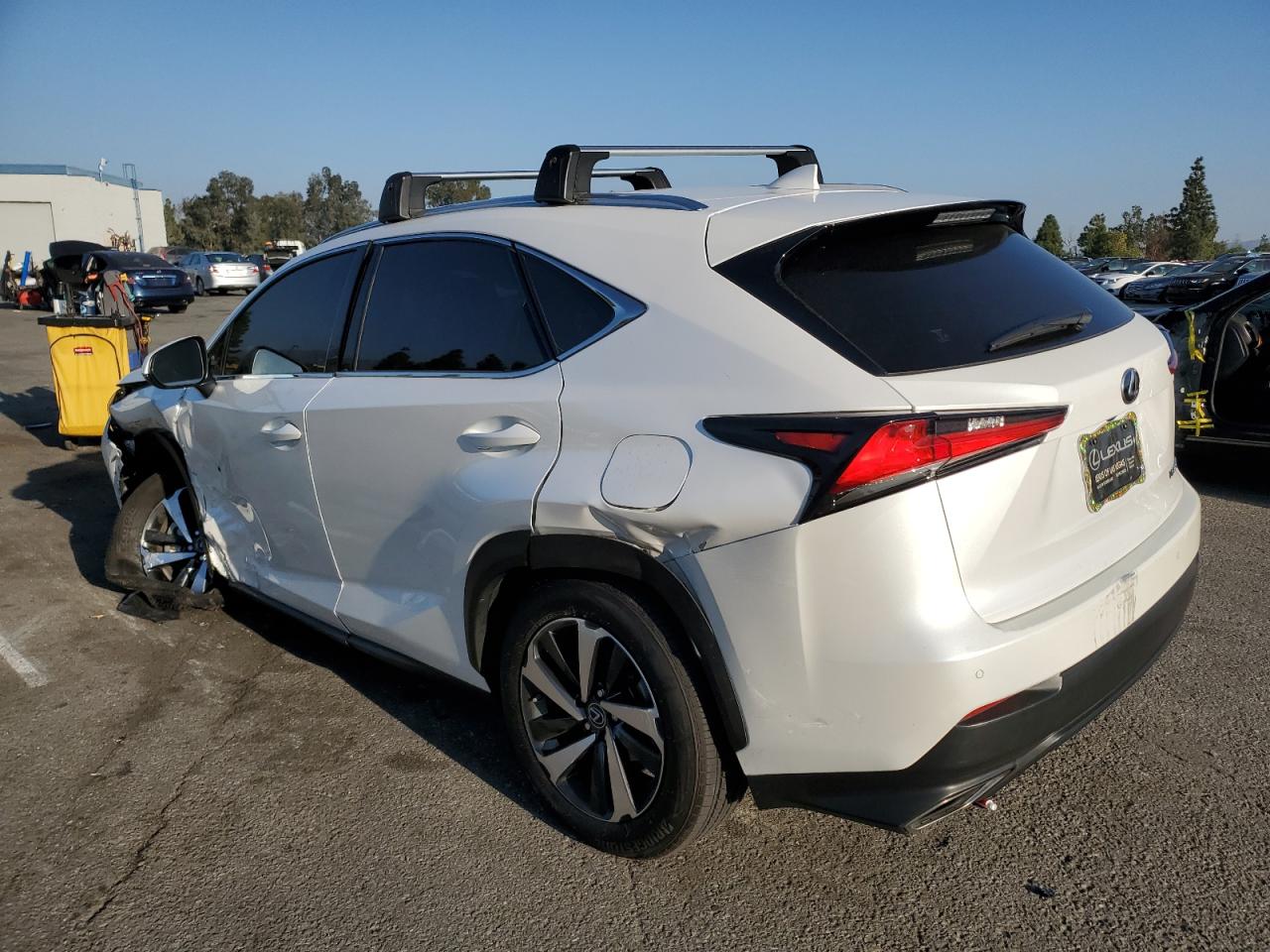 Lexus NX 300 Image 12