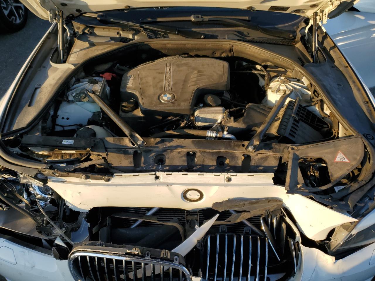 BMW 5 Series Xi Image 2