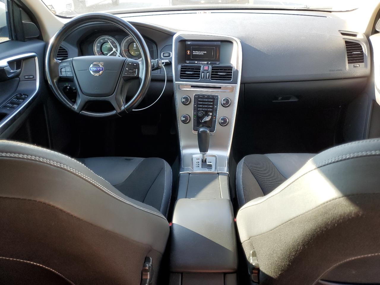 Volvo XC60 3.2 Image 8