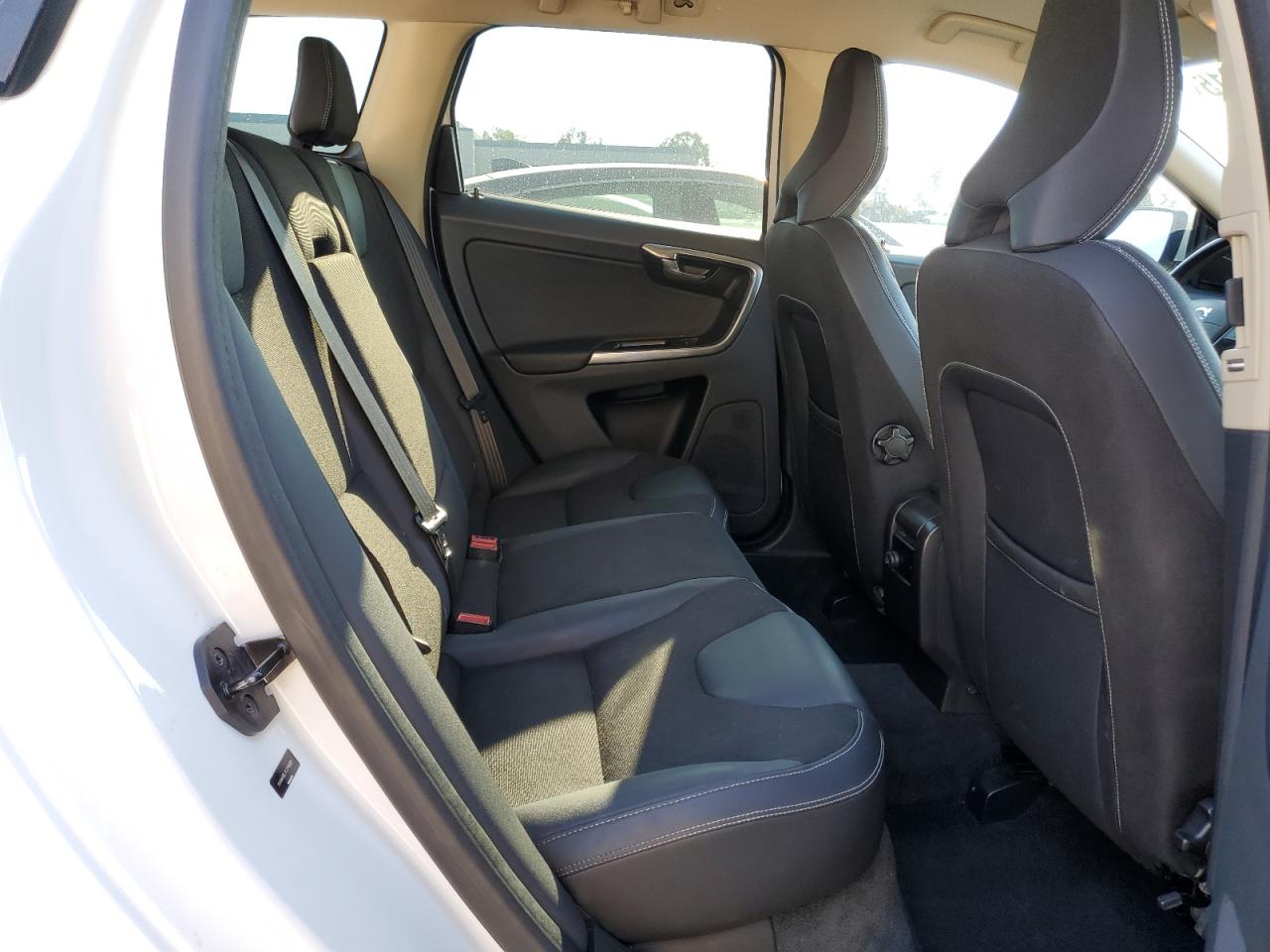 Volvo XC60 3.2 Image 7