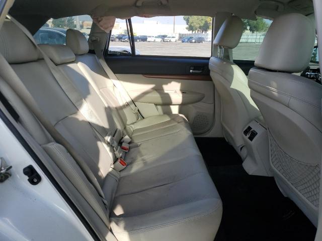 Subaru Outback 2.5i Limited Image 2