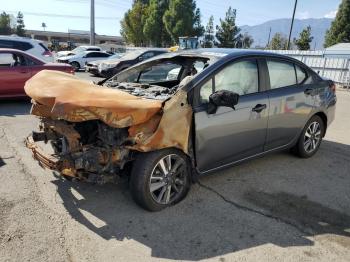  Salvage Nissan Versa