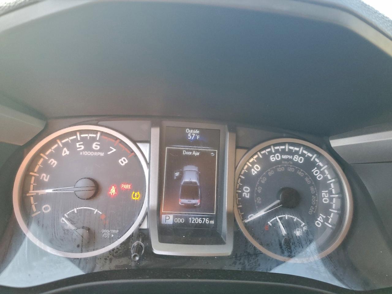 Toyota Tacoma Double Cab Image 7