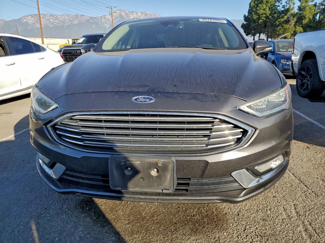 Ford Fusion Se Phev Image 4