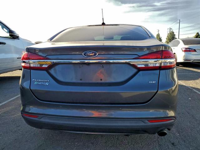 Ford Fusion Se Phev Image 3