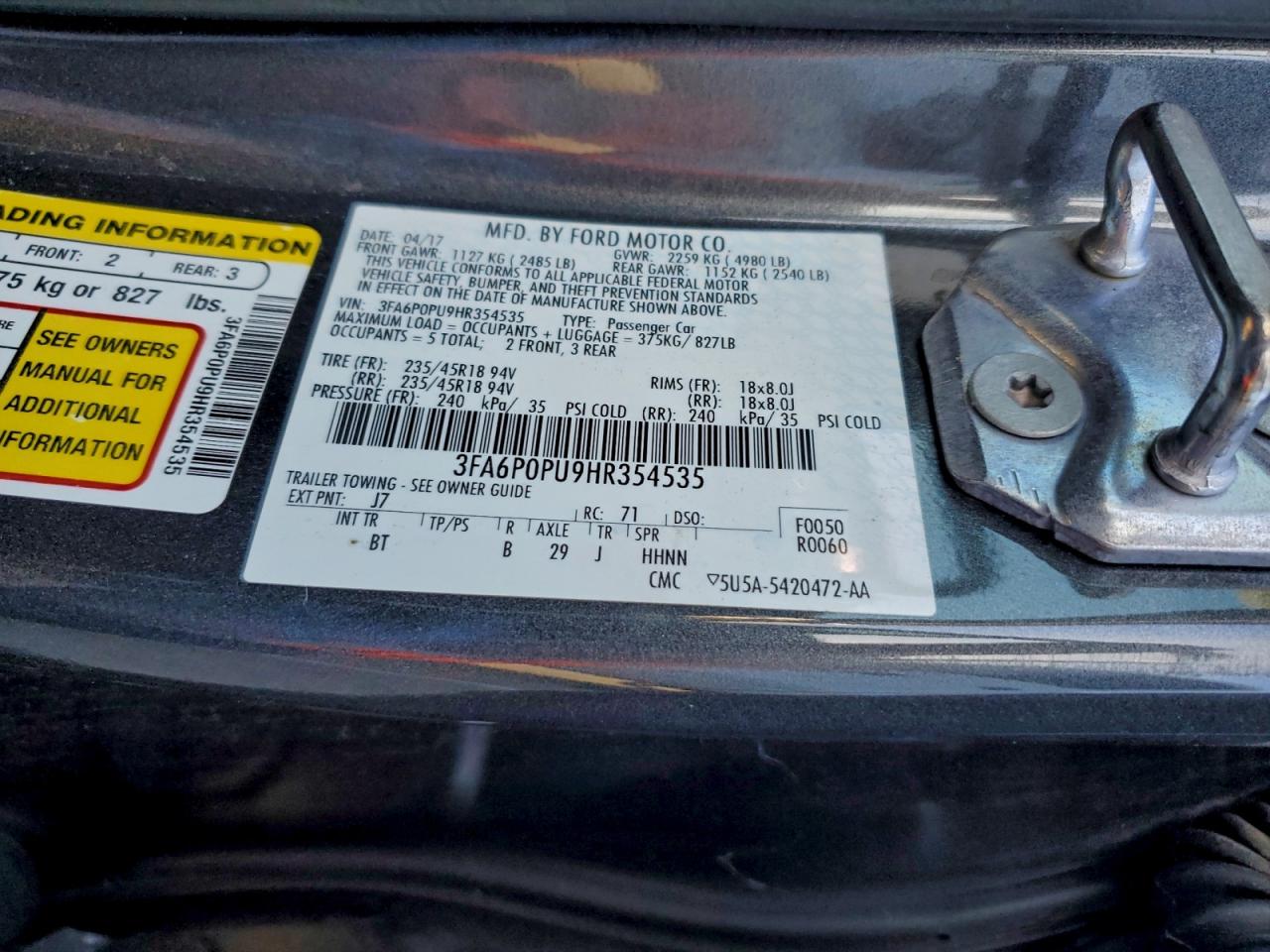 Ford Fusion Se Phev Image 8