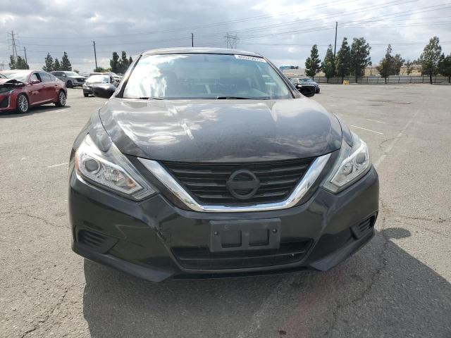 Nissan Altima 2.5 Image 4