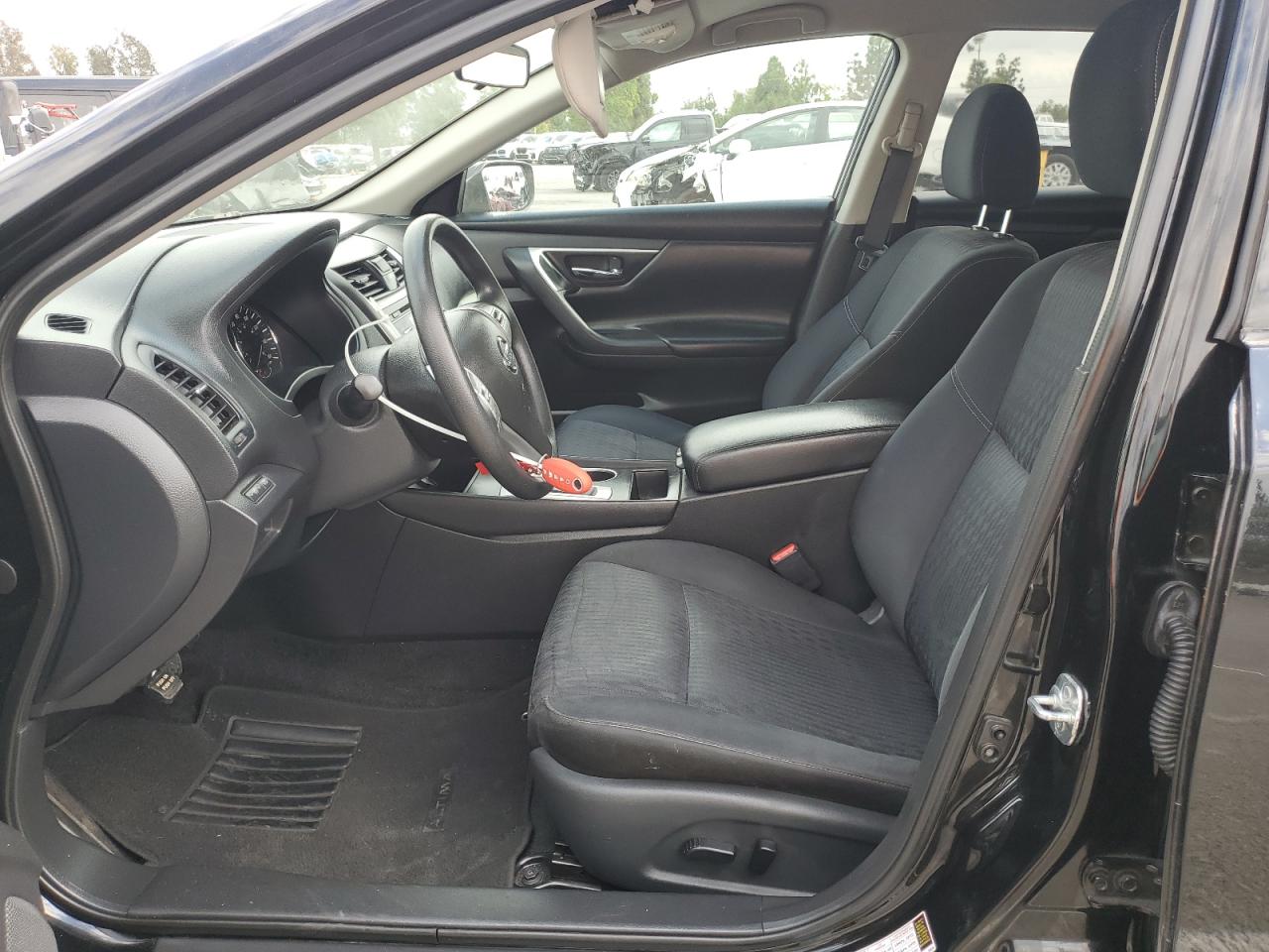 Nissan Altima 2.5 Image 5