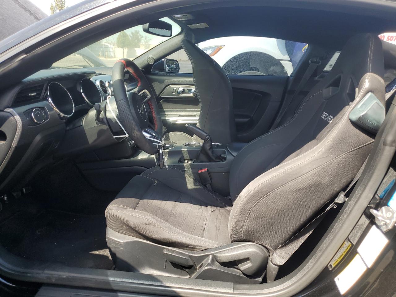 Ford Mustang Gt Image 8