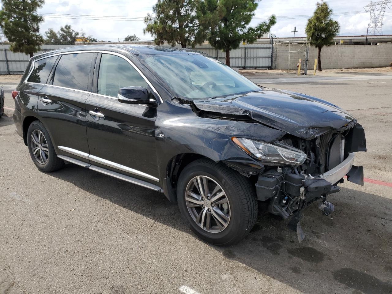 INFINITI Qx Luxe Image 12