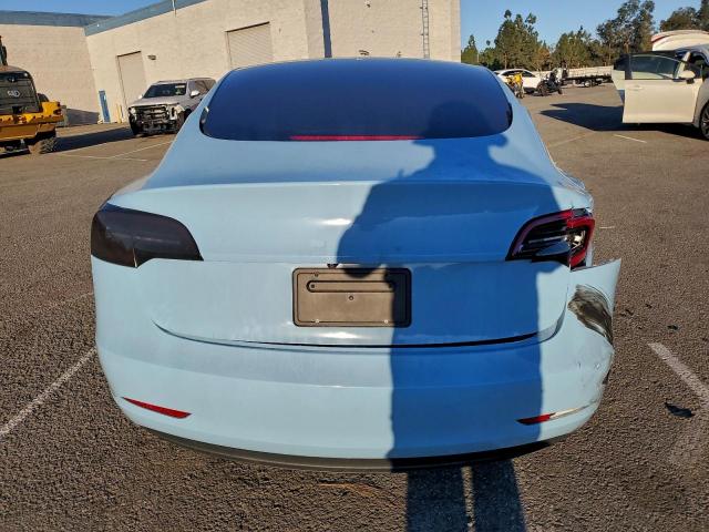 Tesla Model 3 Image 2