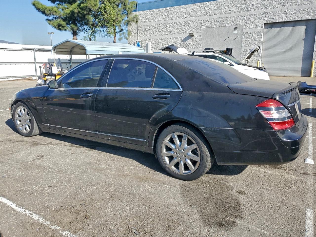 Mercedes-Benz S-Class 550 4matic Image 7