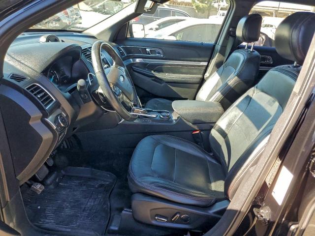 Ford Explorer Sport Image 4