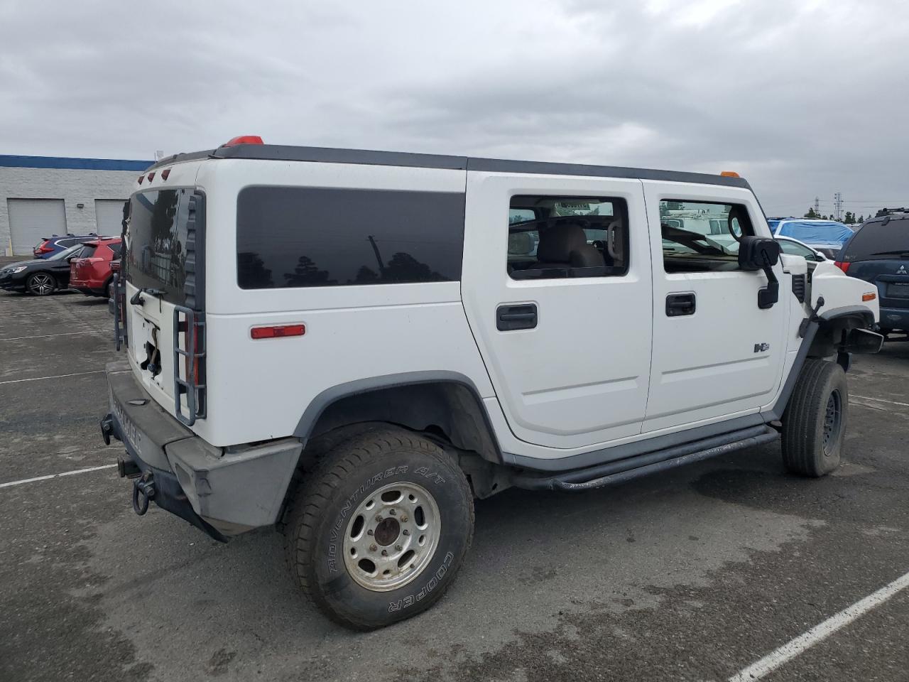 HUMMER H2 Image 13
