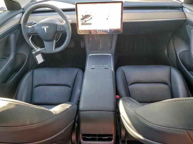 Tesla Model 3 Image 7