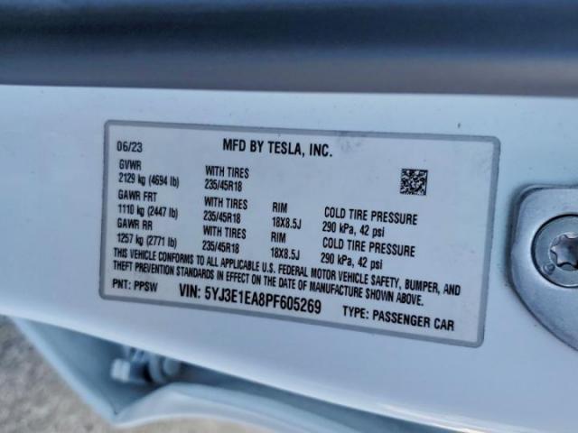 Tesla Model 3 Image 10