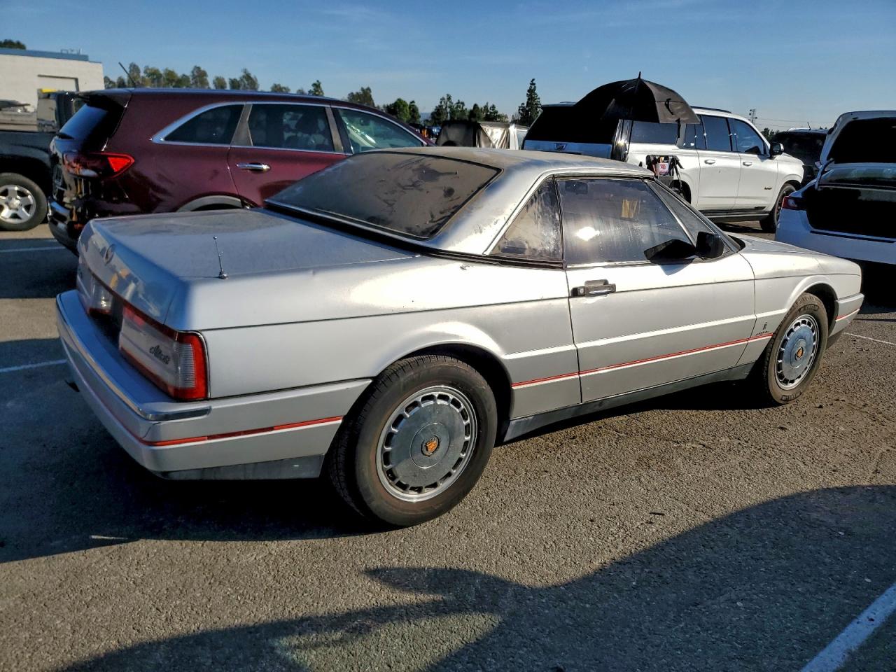 Cadillac Allante Image 5