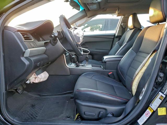 Toyota Camry Le Image 12