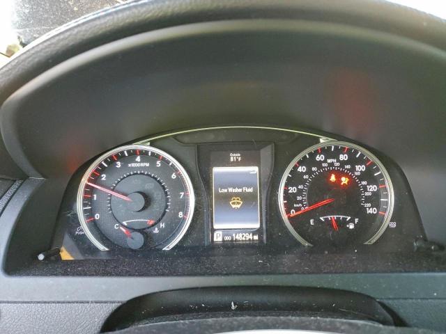 Toyota Camry Le Image 6